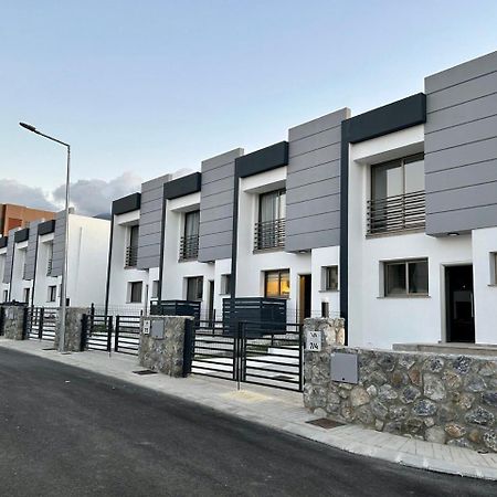 Villa Westpark, Kyrenia Kyrenia  Bagian luar foto